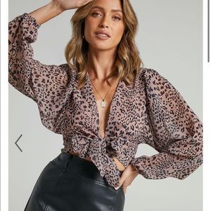 NWT Showpo Leopard Tie Up Crop Top